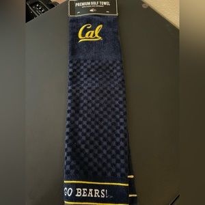 Officially licensed Cal Berkeley Golf towel